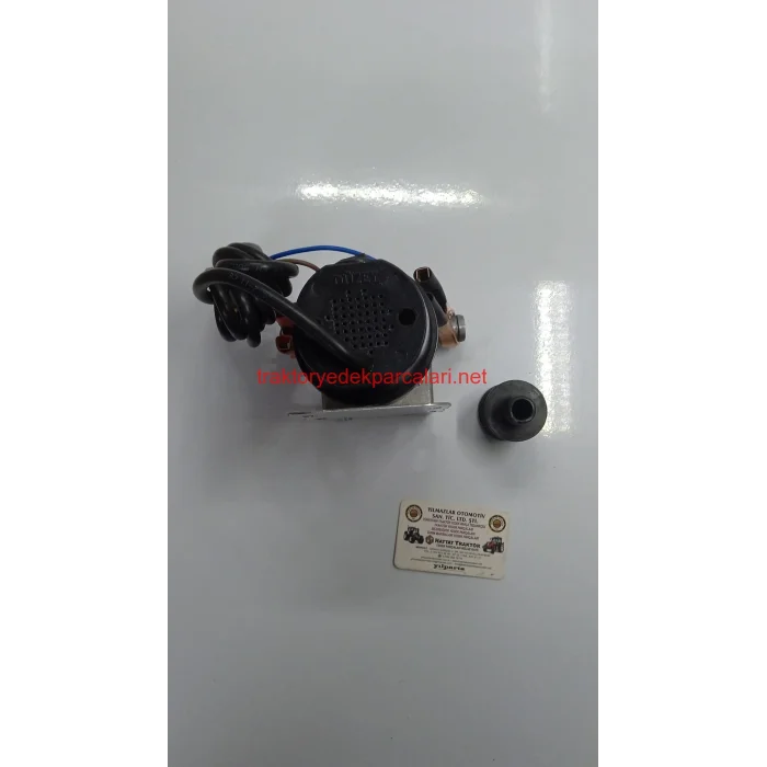 MAZOT ÇEKME POMPASI 12 V (DIŞTAN ÇEKME)