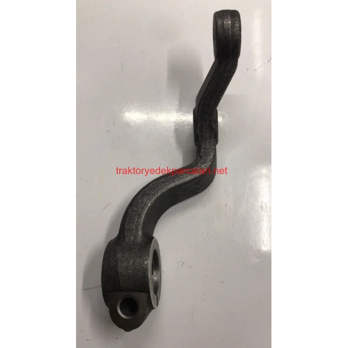 ÖN AKSON KOLU SAĞ ÇİFT DELİKLİ (75.66-80.66-66.95) FİAT TRAKTÖR
