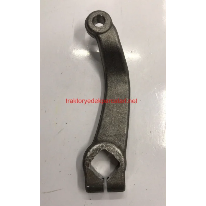 ÖN AKSON ÜST KOLU SAĞ (480-640) FİAT TRAKTÖR