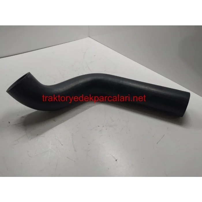 RADYATÖR ÜST HORTUM 3 SİLİNDİR VALTRA A75