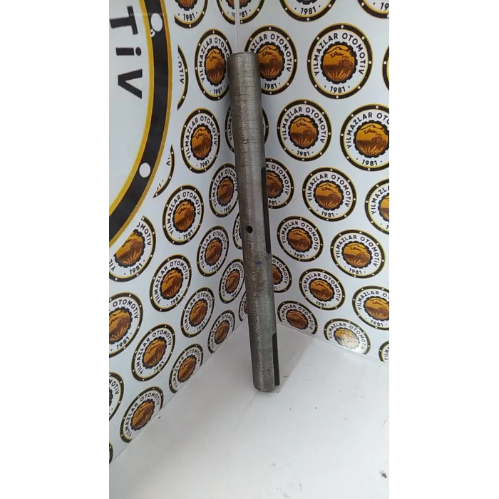 ÜST ELEVATÖR (KAMALI) MİL -955