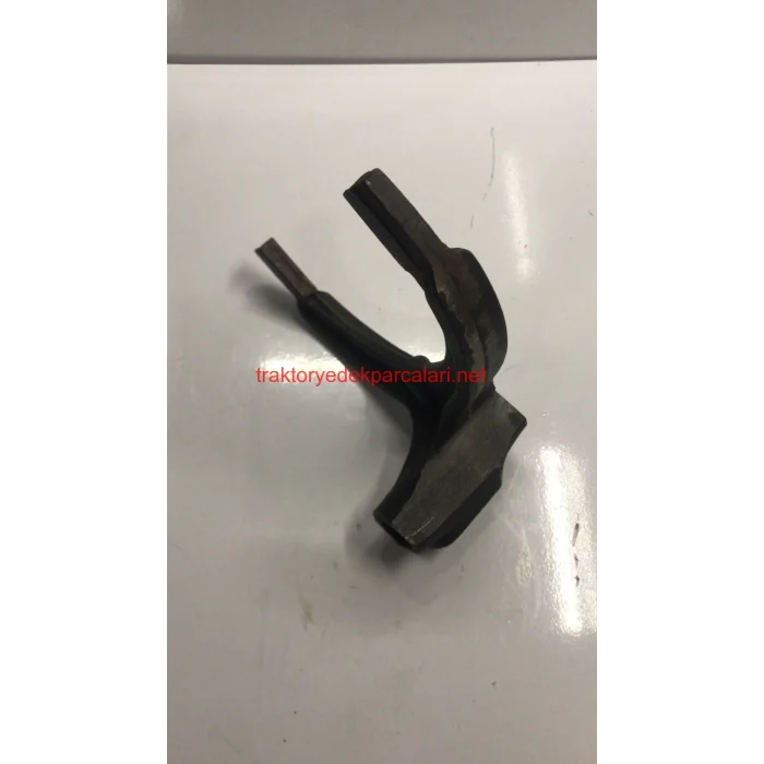 VİTES ÇATALI SANZUMAN(12VİTES) (240S-255-265-285) MASSEY FERGUSON