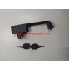 DIŞ KAPI KOLU KİLİTLİ