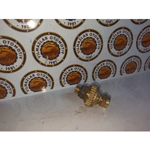 HOLDER İLAÇLAMA MEMESİ VİDALI (EM)