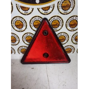 KÜÇÜK ÜÇGEN REFLEKTÖR PLASTİK