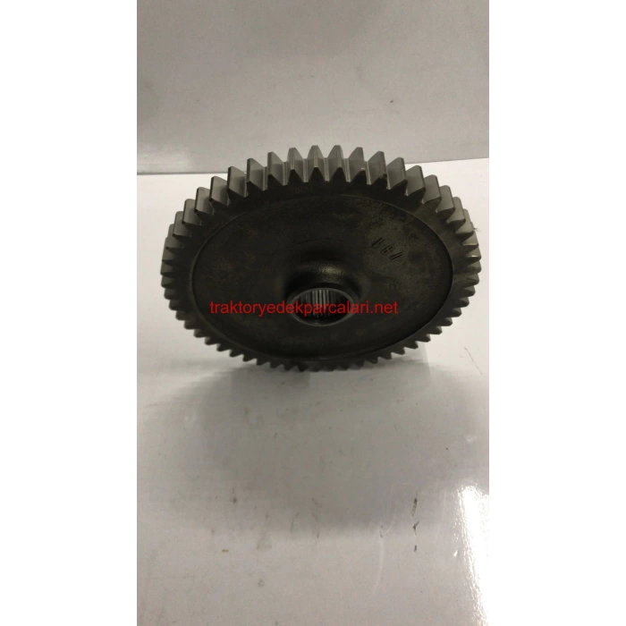 DAİMİ İSTİRAK ÖN PTO DIŞI İNCE (53 DİŞ) (135-240-285 YM) MASSEY FERGUSON