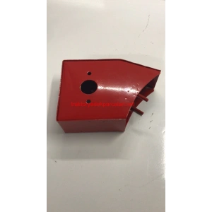 ARKA STOP LAMBA BRAKETİ KIRMIZI YARIM ÇAMURLUK MASSEY FERGUSON