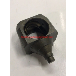 DİREKSİYON KELEPÇESİ FİAT TRAKTÖR