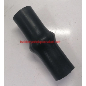 RADYATÖR ÜST BOĞUMLU HORTUM 768 STEYR