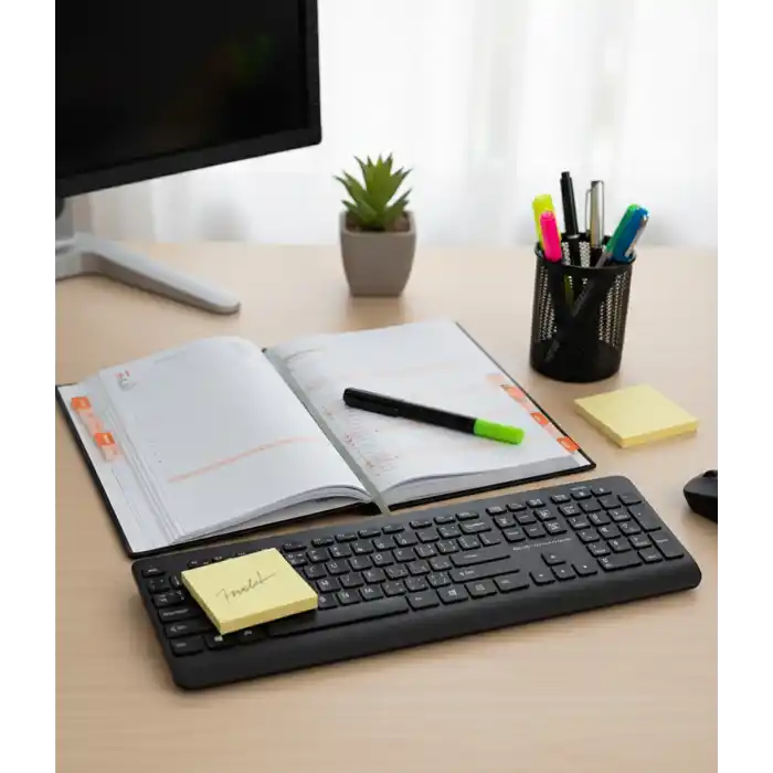 2026 Seperatörlü Ajanda Günlük Cilt Bezli 17x24 cm LACİVERT Renk