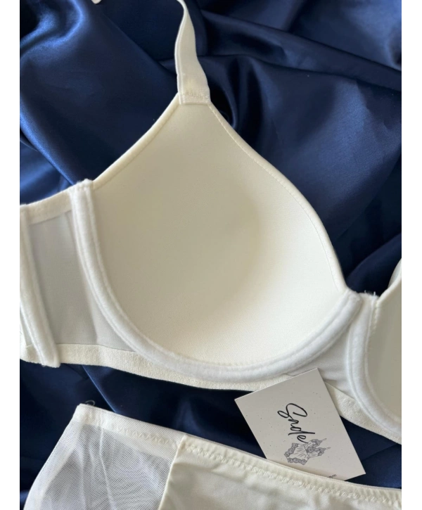 EKRU C CUP DESTEKSİZ TAKIM