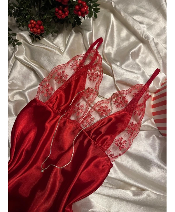 KIRMIZI DANTEL DETAY GECELİK