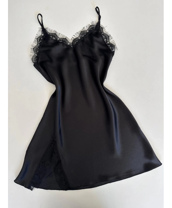 YIRTMAÇ DETAY SATEN ELBİSE