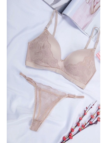 C CUP DANTEL DETAY SÜTYEN TAKIM