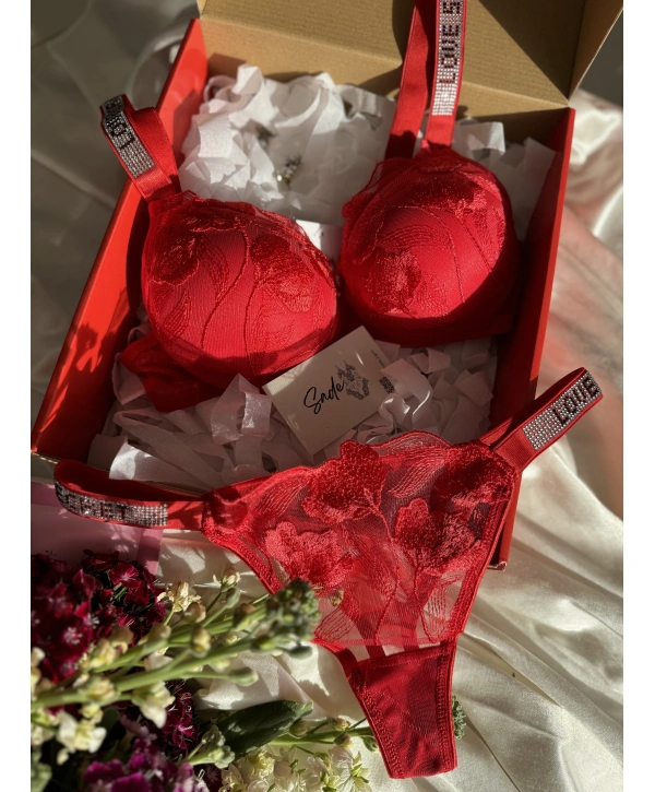 KIRMIZI TAŞLI İŞLEME TAKIM