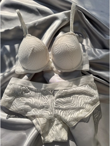 EKRU GOLD ŞERİT DETAY TAKIM