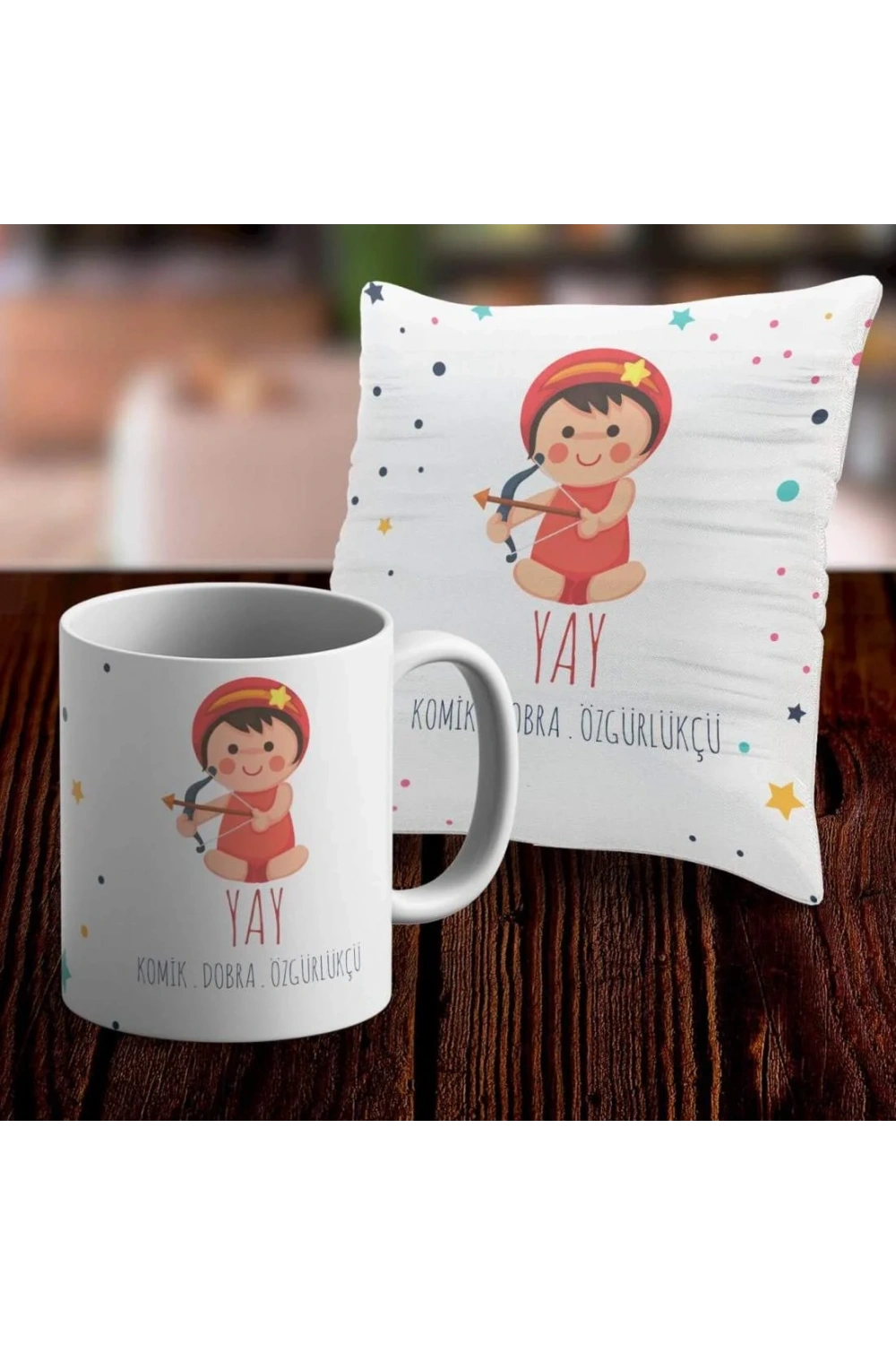 Yay Tasarımlı Sevimli Kupa ve Yastık Kılıfı Seti