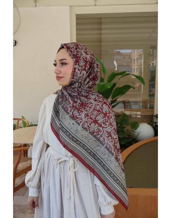 ETNİK DESENLİ KIRMIZI ŞAL