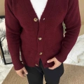 BORDO DÜĞMELİ TRİKO HIRKA