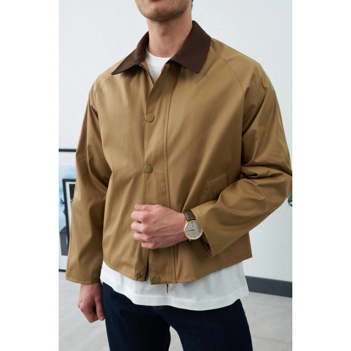 BEJ KADİFE YAKA MEVSİMLİK CEKET