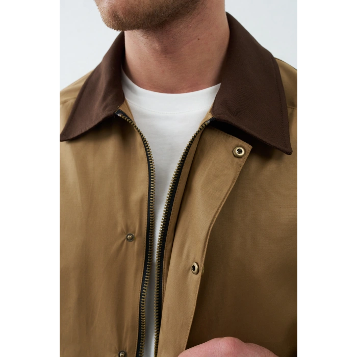 BEJ KADİFE YAKA MEVSİMLİK CEKET