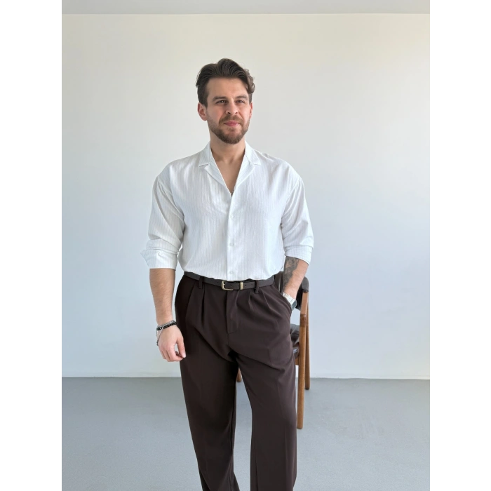 BEYAZ APAŞ YAKA ÇİZGİLİ GÖMLEK