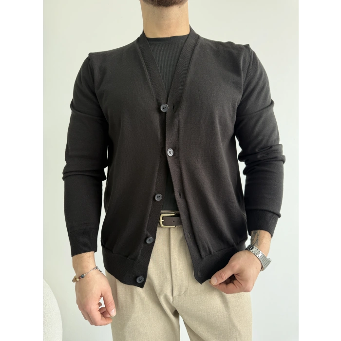 SİYAH DÜĞMELİ HIRKA