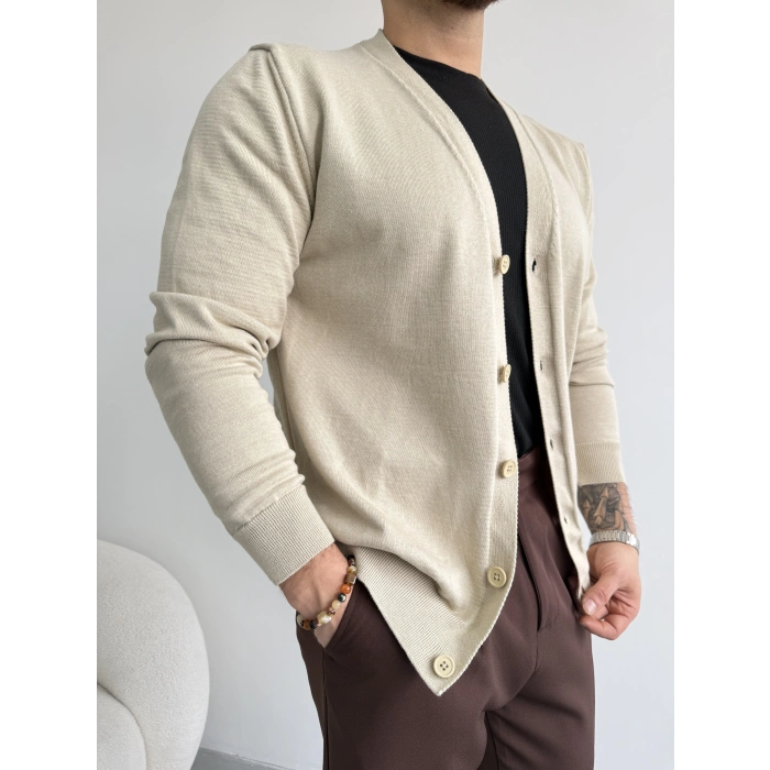 BEJ DÜĞMELİ HIRKA