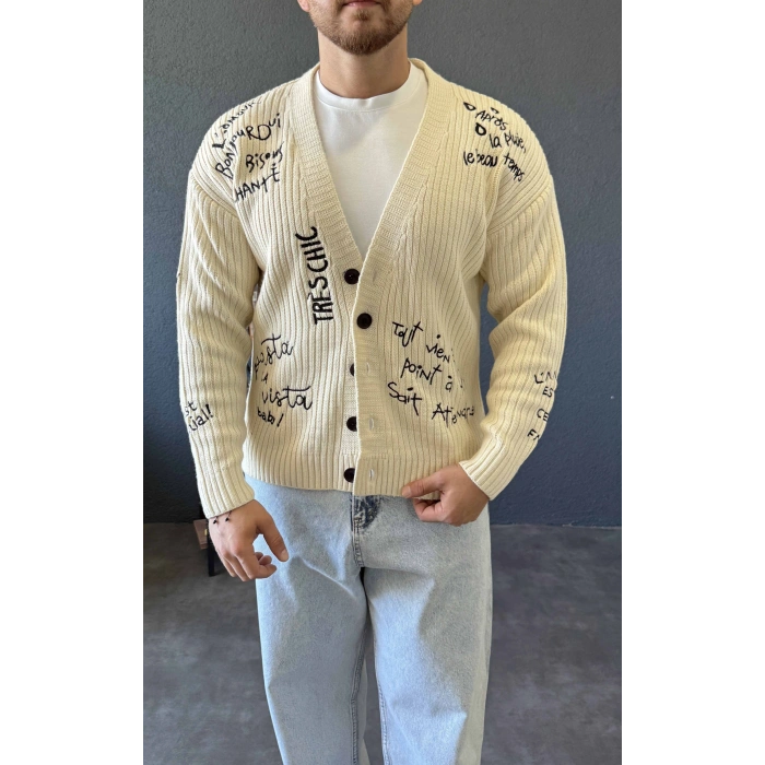 BEJ GRAFFİTİ NAKIŞ DETAYLI TRİKO HIRKA