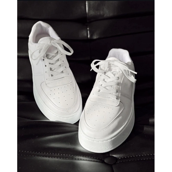 Beyaz Basic Ayakkabı