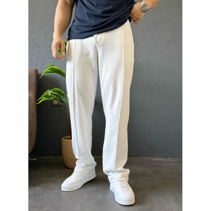 BEYAZ ÇİMA DETAYLI BAGGY KALIP EŞOFMAN