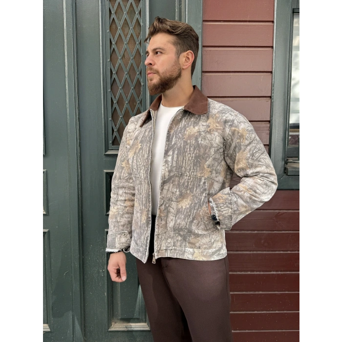 Kahverengi Yakalı Desenli Gabardin Ceket