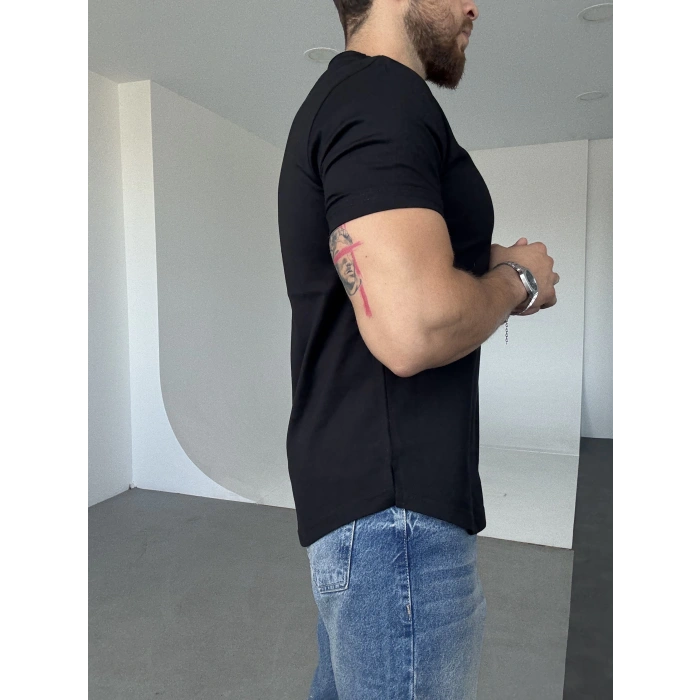 Ovel Kesim Basic Tişört Siyah
