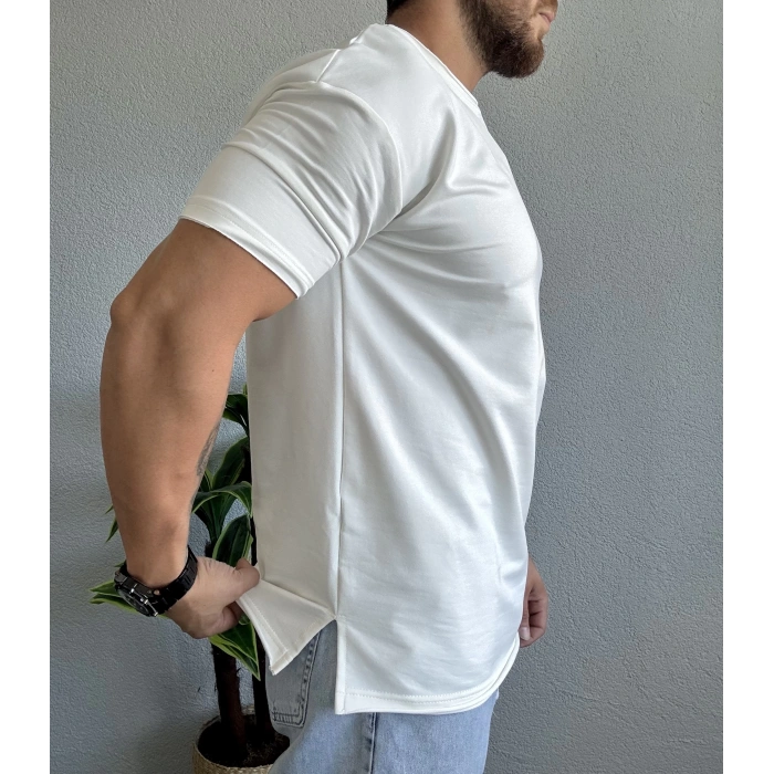 Pis Kesim Yırtmaçlı Osho Kumaş Tişört Beyaz