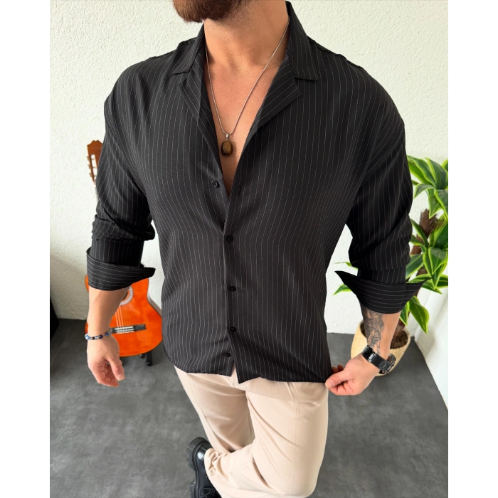Siyah Düz Çizgili Gömlek