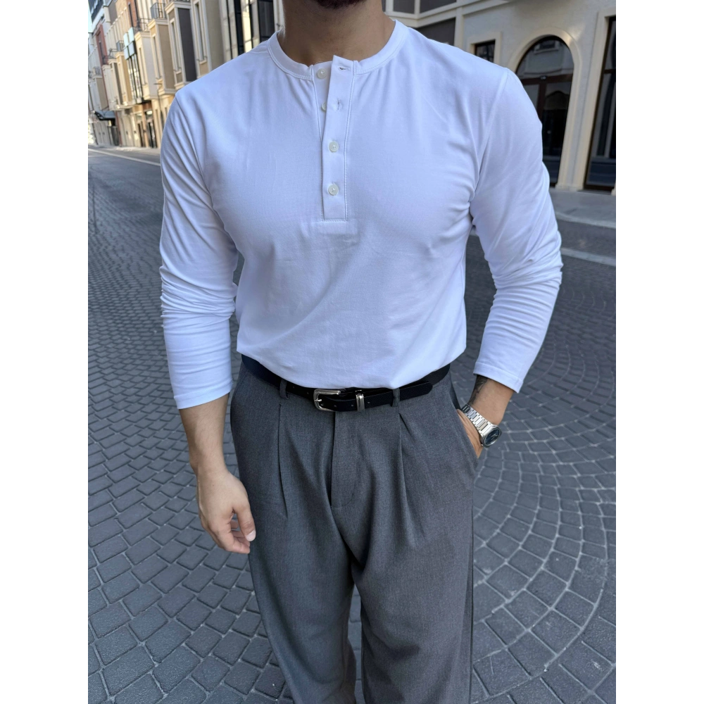 BEYAZ HENLEY YAKA REGULER FİT KALIP SWEAT