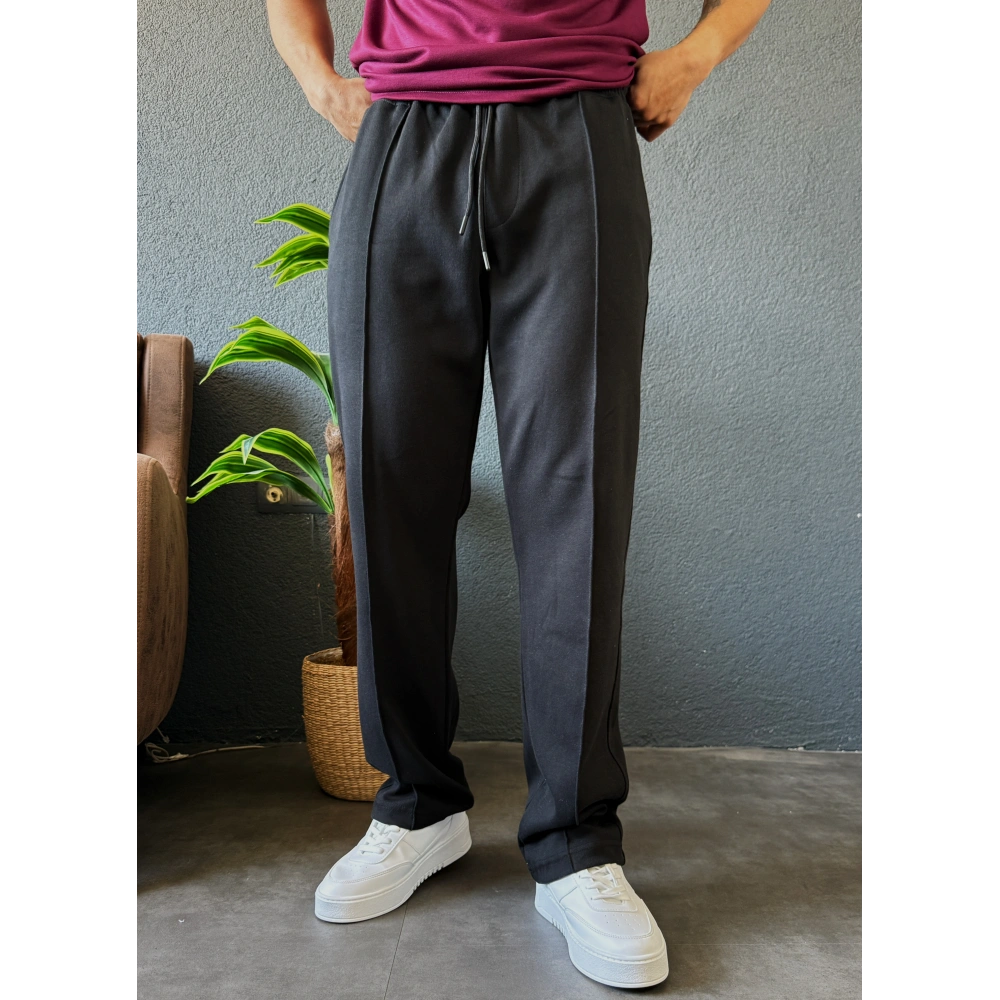 SİYAH ÇİMA DETAYLI BAGGY KALIP EŞOFMAN