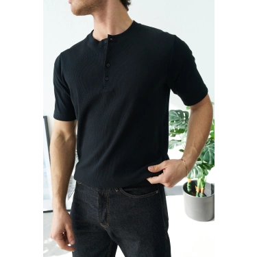 SİYAH 4 DÜĞME HANLEY YAKA TİŞÖRT