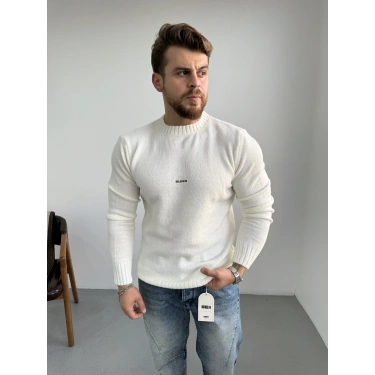 Nakış Detaylı Bisiklet Yaka Kazak Beyaz