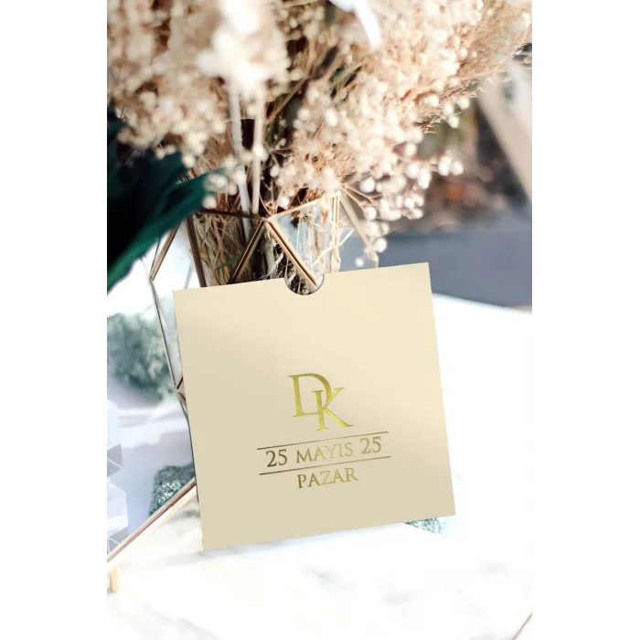 Yaldız Baskılı Kare Davetiye 2331