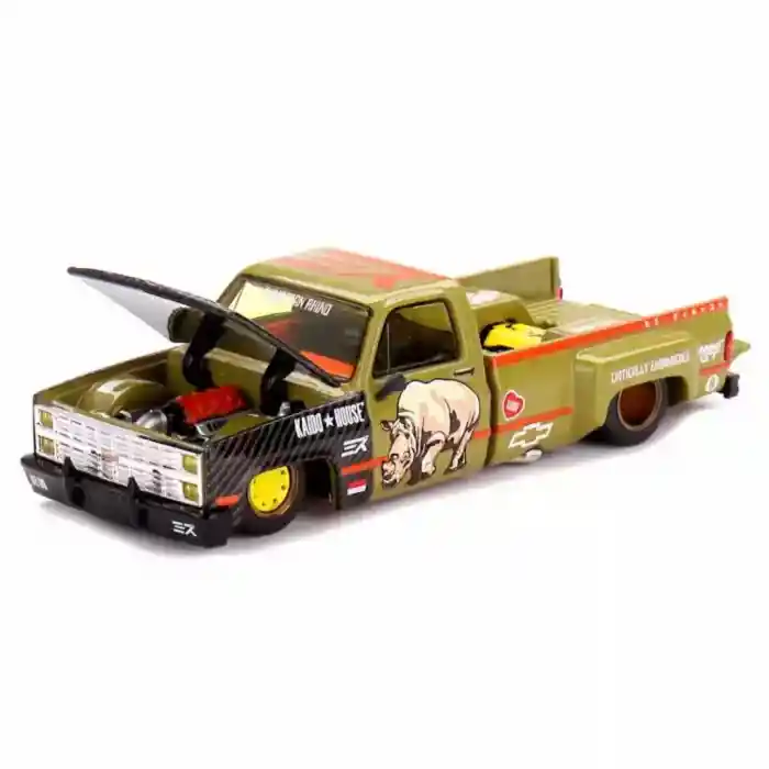 1/64 Chevrolet Silverado “Sumatran Rhino” KAIDO x MIZU