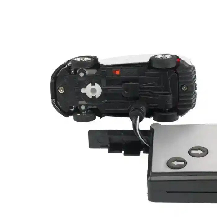 23561NessiWorld RC NessiWorld Mavi Yarış Arabası