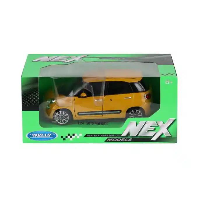 24038 NessiWorld Fiat 500L 1:24 -Karsan Oyuncak