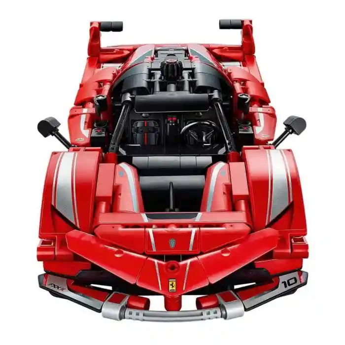 42212   Technic Ferrari FXX K 897 parça +10 yaş