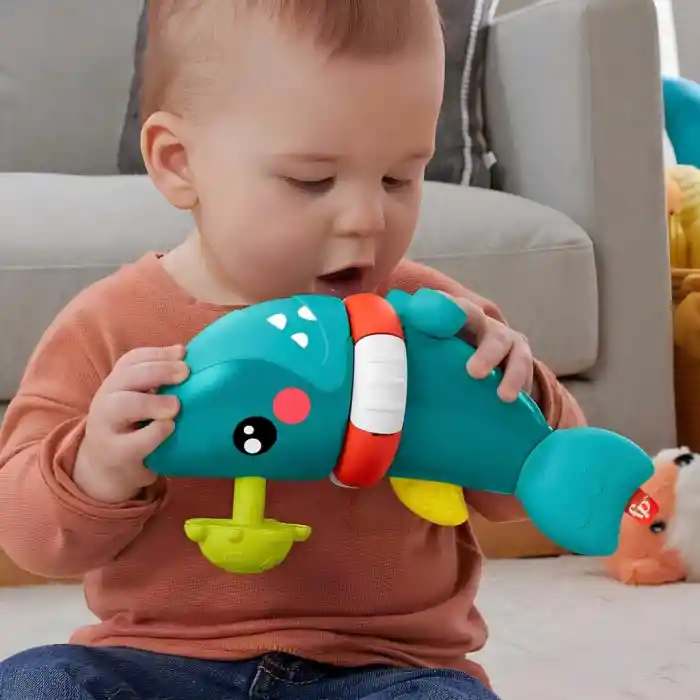 Hareketli Köpek Balığı HJP01