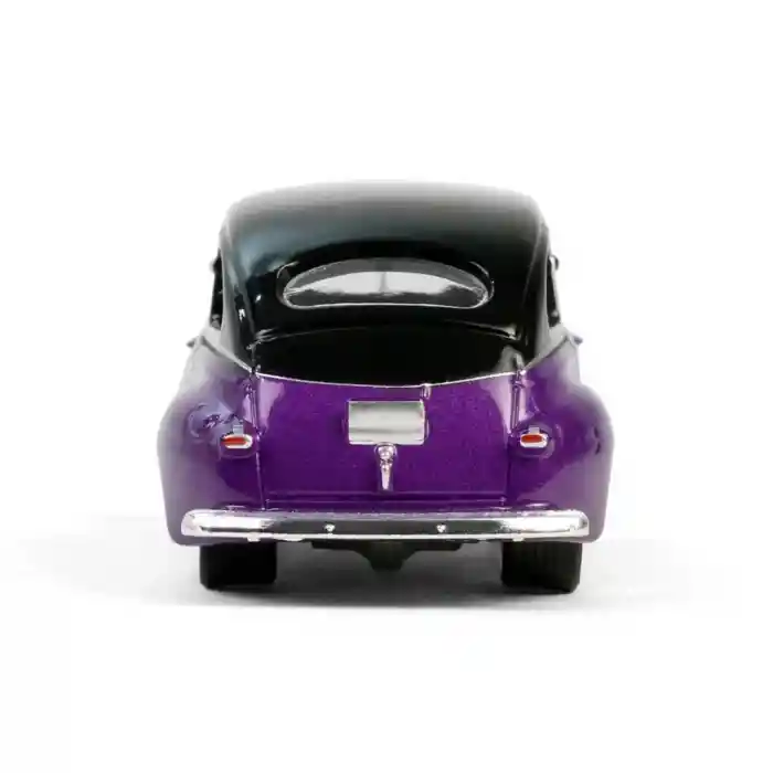 1/64 California Lowriders Series 6- 1946 Fordor Super Deluxe