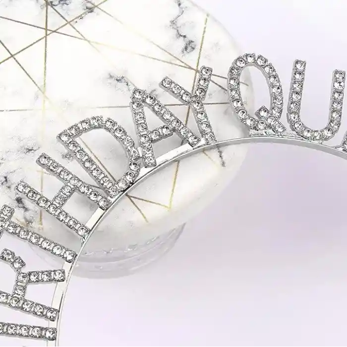 Gümüş Renk Kristal Taşlı Parlak Birthday Queen Yazılı Kraliçe Taç 16x17 cm