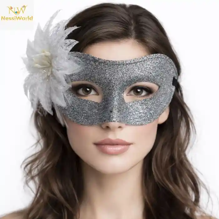 Gümüş Simli Tüylü Balo Maskesi – Kadın Parti & Maskeli Balo Maskesi