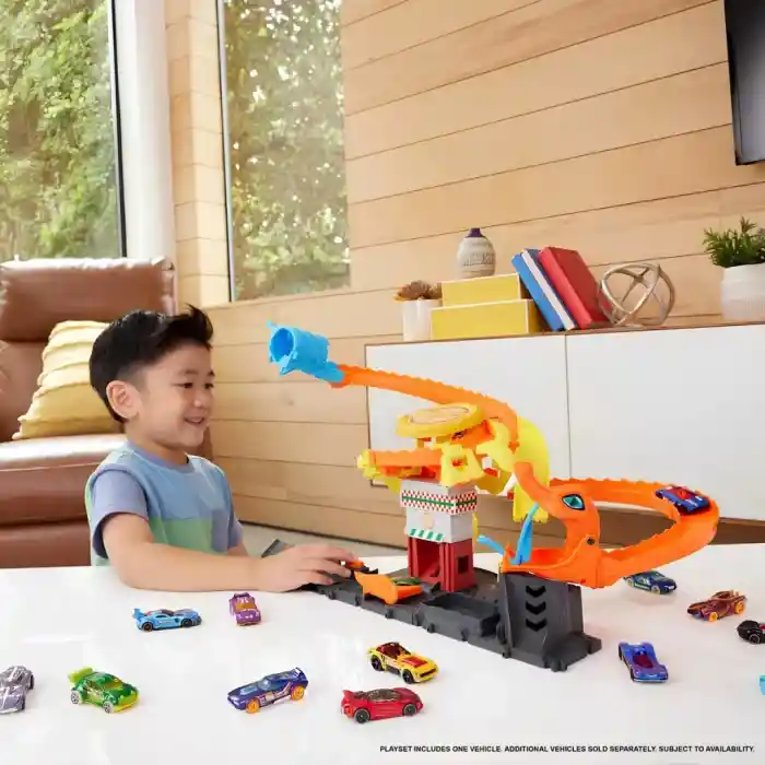 Hot Wheels Pizza Slam Kobra Saldırısı Oyun Seti HTN81