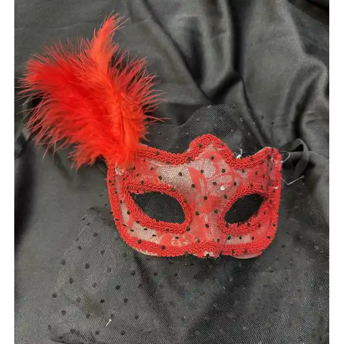Kırmızı Renk Dantelli Duvaklı Parti Maskesi Balo